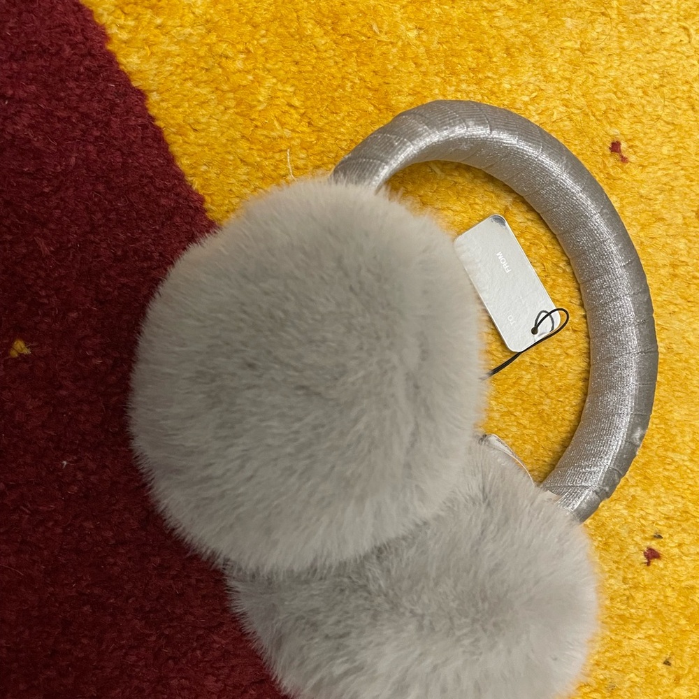 Earmuffs